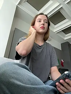 Nura n Sarah online show from 02-27-26, 05:18