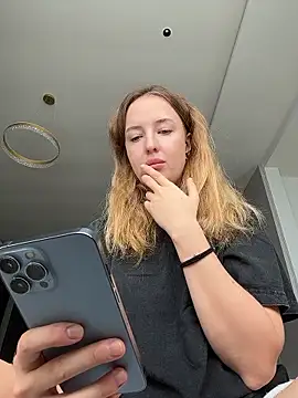 Nura n Sarah online show from 01-07-26, 05:12