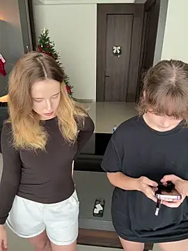 Nura n Sarah online show from 02-05-26, 05:14