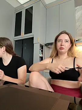 Nura n Sarah online show from 09-18-25, 03:20
