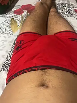 Snapshot of maroodick chatting on 05-19-26, 11:01 maroodick online show from 05-19-26, 11:01