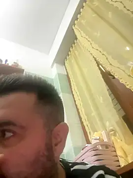 Snapshot of h4cAlex chatting on 10-07-25, 06:53 h4cAlex online show from 10-07-25, 06:53