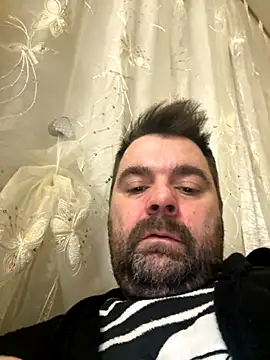 Snapshot of h4cAlex chatting on 11-24-25, 06:41 h4cAlex online show from 11-24-25, 06:41