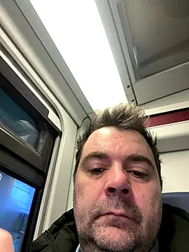 Snapshot of h4cAlex chatting on 12-04-25, 07:07 h4cAlex online show from 12-04-25, 07:07