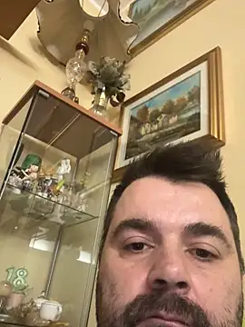 Snapshot of h4cAlex chatting on 11-17-25, 06:34 h4cAlex online show from 11-17-25, 06:34