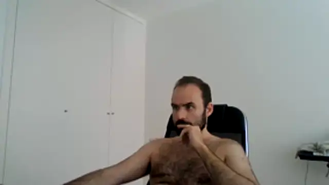 Snapshot of joaodias_97 chatting on 06-02-26, 04:07 joaodias 97 online show from 06-02-26, 04:07