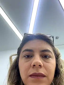 alicee16 online show from 11-17-25, 03:49