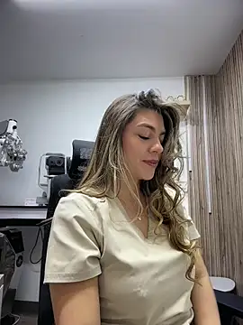 alicee16 online show from 05-19-26, 01:56