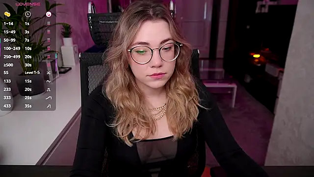 RemyCute online show from 10-18-25, 01:46