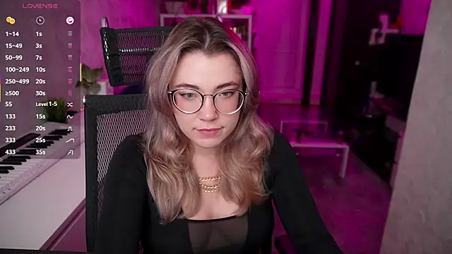 RemyCute online show from 09-20-25, 08:03