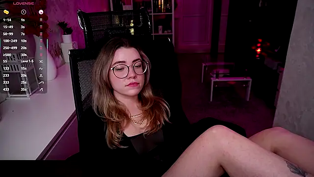 RemyCute online show from 12-13-25, 08:04