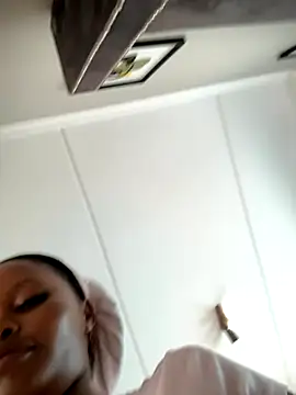 Neelo-Smith online show from 09-19-25, 05:55