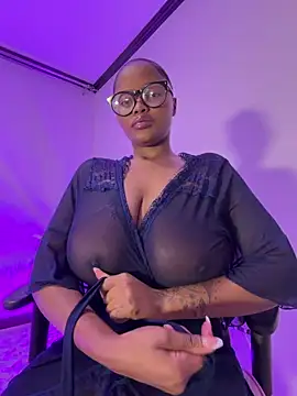 Snapshot of Neelo-Smith chatting on 06-05-26, 04:17 Neelo-Smith online show from 06-05-26, 04:17