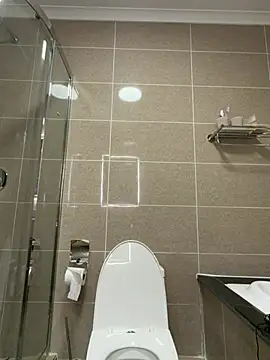 Neelo-Smith online show from 04-29-26, 03:54