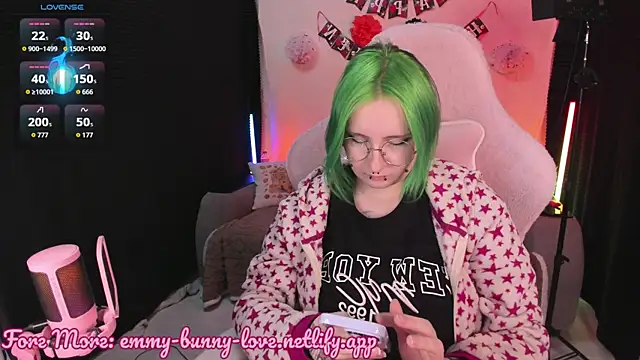 EmmyBunny online show from 11-05-25, 03:15