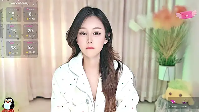 Aimee-520 online show from 10-22-25, 11:36