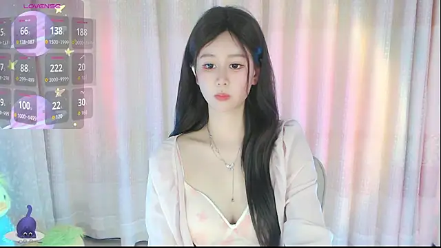 Aimee-520 online show from 04-03-26, 01:23
