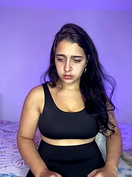 Alicia Ruiz online show from 11-11-25, 06:36