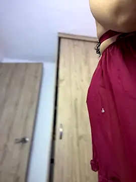 Alicia Ruiz online show from 09-17-25, 05:59