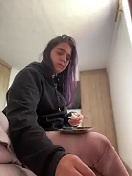 Alicia Ruiz online show from 02-11-26, 06:08