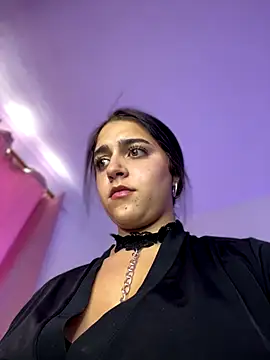 Alicia Ruiz online show from 10-02-25, 06:00