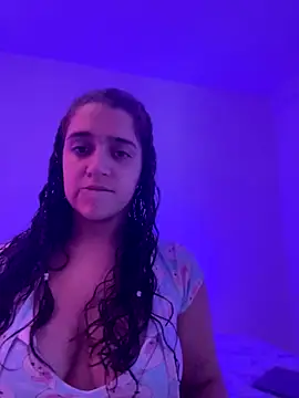 Alicia Ruiz online show from 11-17-25, 04:44