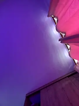 Alicia Ruiz online show from 10-10-25, 07:36