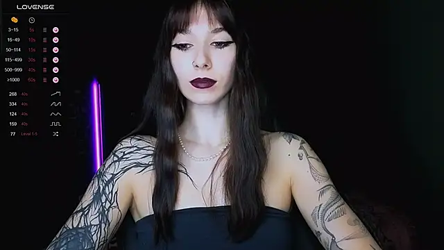 Snapshot of JillVerdon chatting on 05-17-26, 06:52 JillVerdon online show from 05-17-26, 06:52