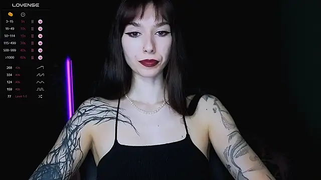 Snapshot of JillVerdon chatting on 05-18-26, 08:02 JillVerdon online show from 05-18-26, 08:02