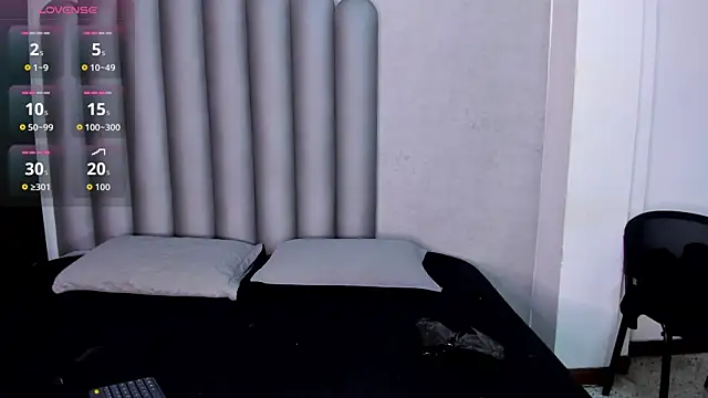 Snapshot of TATIANA_LOPEZ19 chatting on 11-15-25, 12:09 TATIANA LOPEZ19 online show from 11-15-25, 12:09