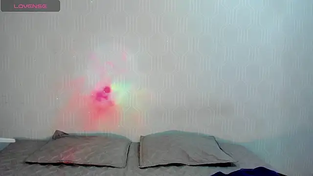 Snapshot of TATIANA_LOPEZ19 chatting on 09-15-25, 08:42 TATIANA LOPEZ19 online show from 09-15-25, 08:42