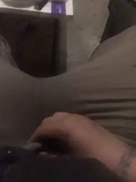 chrille82 online show from 10-13-25, 07:59