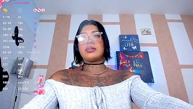 IsabellBigtitsxx online show from 06-26-26, 07:42