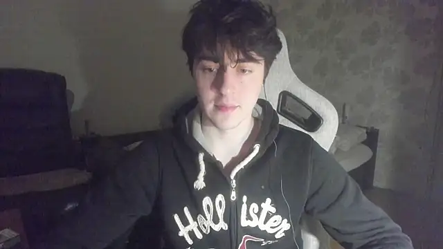 Snapshot of Knuckles17 chatting on 04-30-26, 12:17 Knuckles17 online show from 04-30-26, 12:17