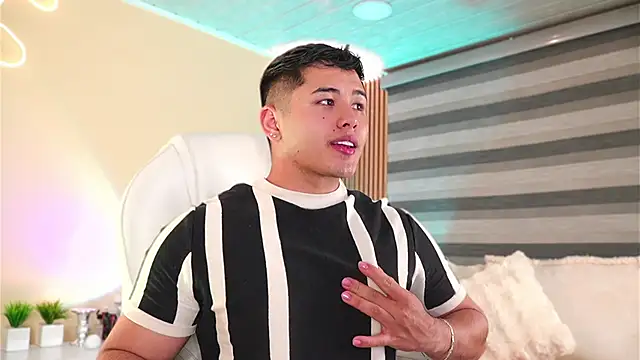 MatiasKorn online show from 11-28-25, 06:13