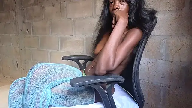 Snapshot of nzanizy chatting on 02-27-26, 10:04 nzanizy online show from 02-27-26, 10:04