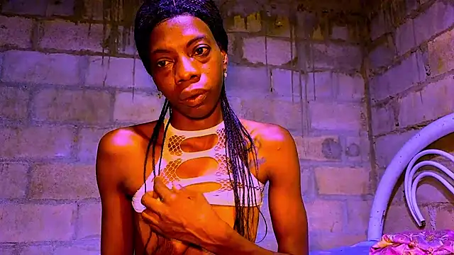 Snapshot of nzanizy chatting on 11-16-25, 08:52 nzanizy online show from 11-16-25, 08:52