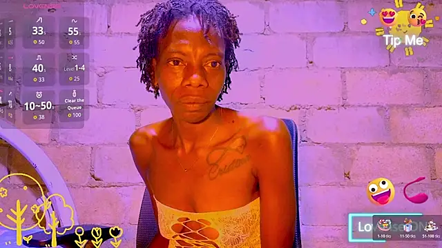 Snapshot of nzanizy chatting on 11-22-25, 10:19 nzanizy online show from 11-22-25, 10:19