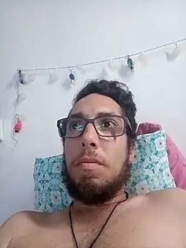 Mateusoliver7 online show from 04-22-26, 08:04