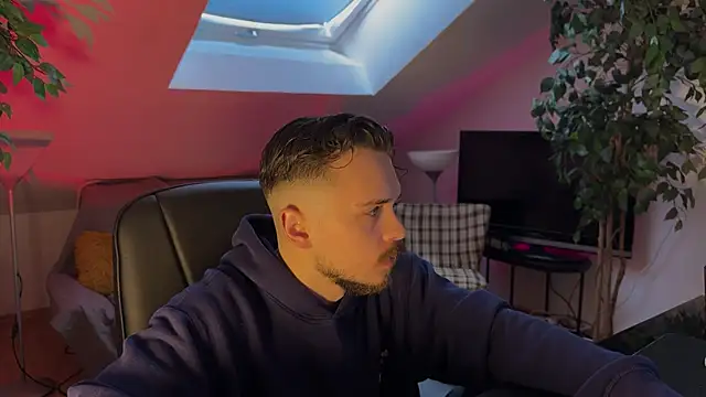 naked psy online show from 02-21-26, 10:39