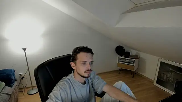 naked psy online show from 10-21-25, 10:09