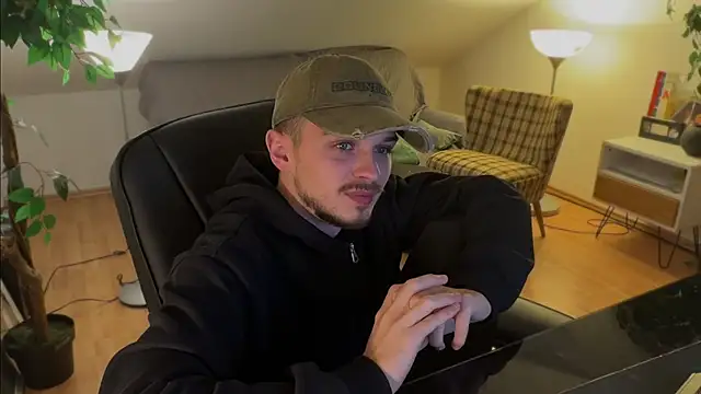 naked psy online show from 11-22-25, 12:32