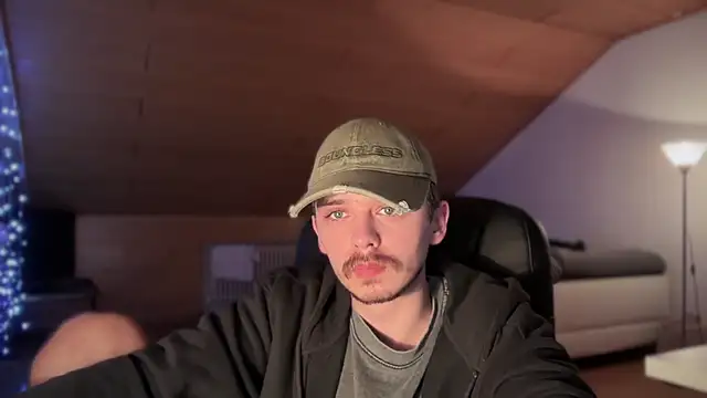 naked psy online show from 01-22-25, 06:20