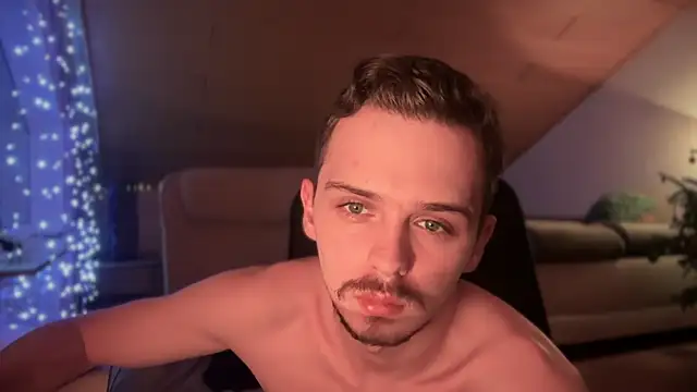 naked psy online show from 01-10-25, 04:44