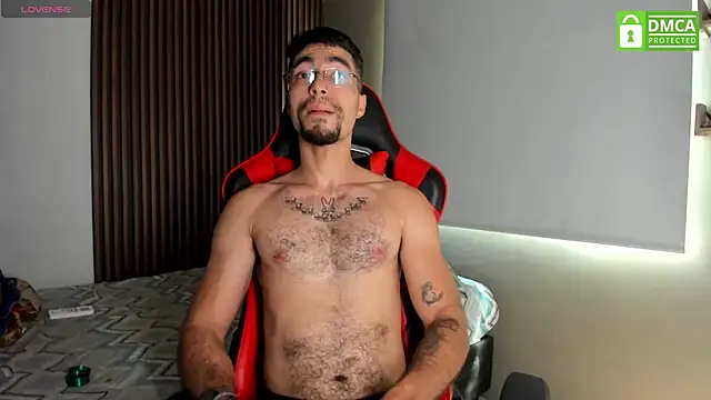 Snapshot of lil_faker420 chatting on 09-30-25, 06:47 lil faker420 online show from 09-30-25, 06:47