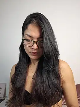 Snapshot of Alicesoul chatting on 06-01-26, 11:48 Alicesoul online show from 06-01-26, 11:48
