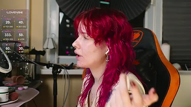 BlueCherryy online show from 11-16-25, 04:23