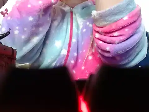 69liamilk69 online show from 10-19-25, 04:37