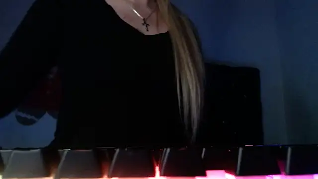 69liamilk69 online show from 01-07-26, 05:12