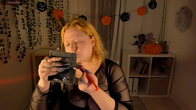 bitchofsun  online show from 10-26-25, 04:51